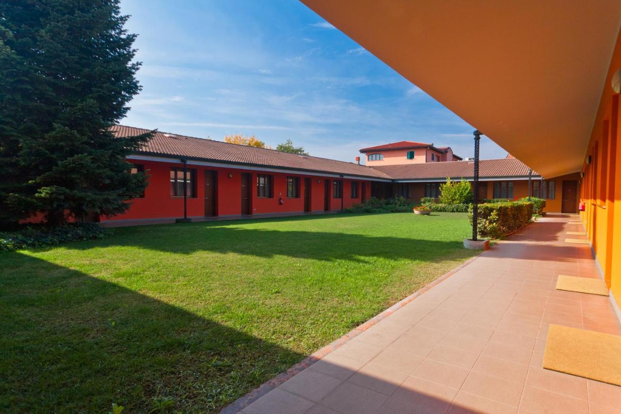 Hotel Campana Reggio nell'Emilia Esterno foto